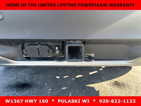 Used 2023 Ford Explorer XLT w/ Equipment Group 202A image 8