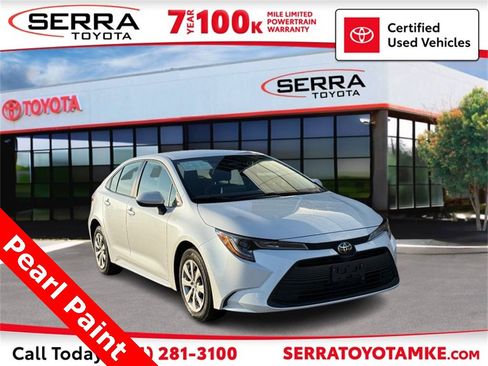 Used 2024 Toyota Corolla LE image 1