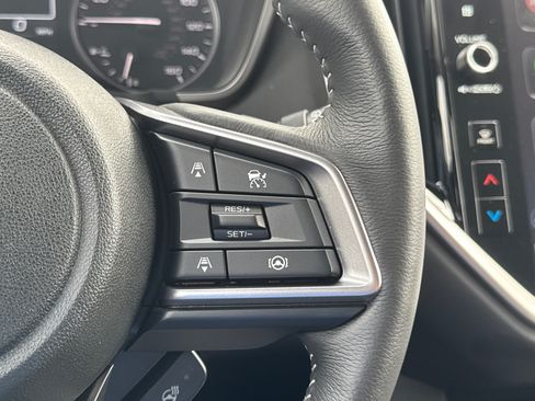 Certified 2025 Subaru Ascent Limited AWD/4WD image 15