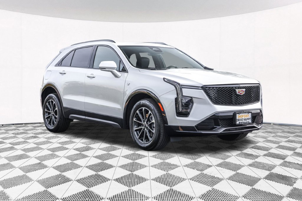 Used 2024 Cadillac XT4 Sport w/ Cold Weather Package AWD/4WD image 13