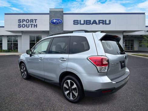 Used 2018 Subaru Forester 2.5i Premium AWD/4WD image 6
