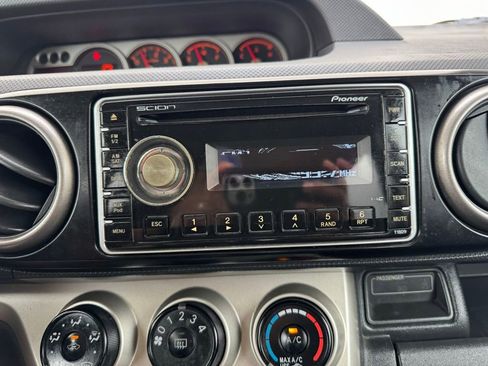Used 2008 Scion xB FWD image 20
