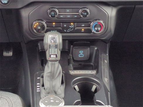 New 2025 Ford Bronco 4-Door image 18