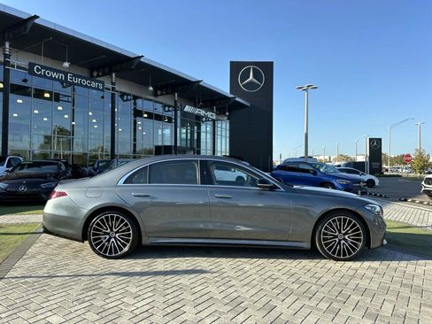 Certified 2022 Mercedes-Benz S 580 4MATIC Sedan image 3