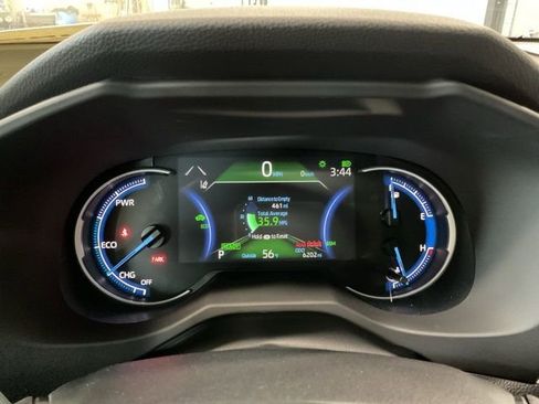 Used 2025 Toyota RAV4 XLE w/ Convenience Package AWD/4WD image 14