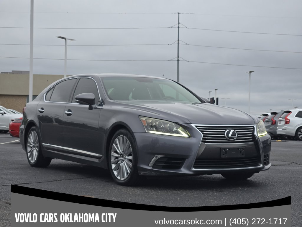 Used 2013 Lexus LS 460 L w/ Preferred Accessory Package AWD/4WD image 3