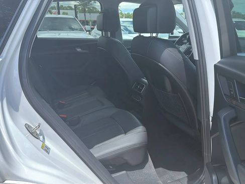 Used 2019 Audi Q5 2.0T Premium w/ Convenience Package AWD/4WD image 20