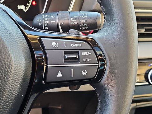 Used 2023 Honda Pilot Touring image 25