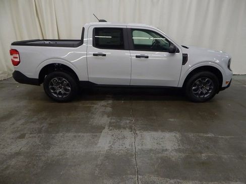 New 2025 Ford Maverick XLT image 2