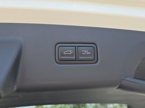 New 2026 Kia Carnival SX w/ SX Dark Edition Package FWD image 11
