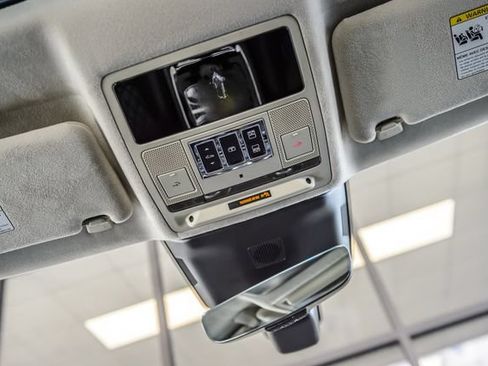 Used 2019 Jaguar XJ L Portfolio RWD image 34