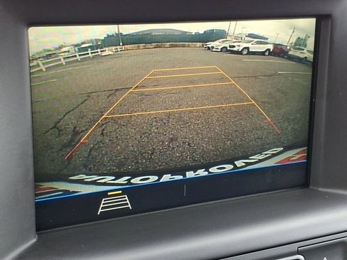 Used 2019 GMC Terrain SLE image 17