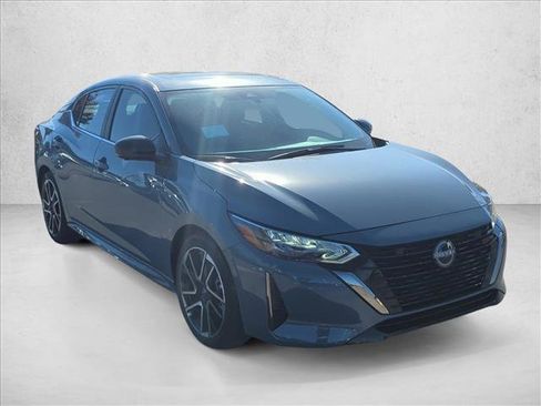 New 2025 Nissan Sentra SR w/ SR Premium Package image 3