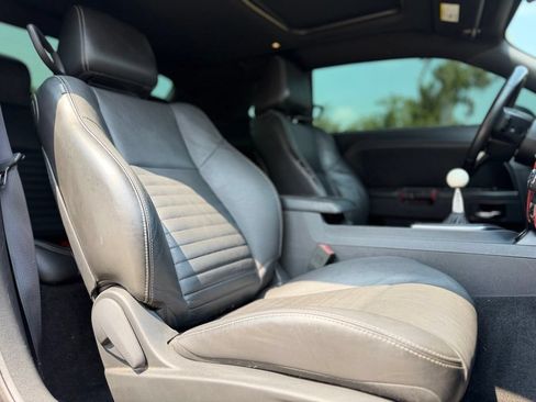 Used 2011 Dodge Challenger R/T RWD image 18