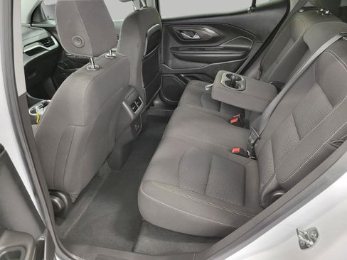 Used 2024 GMC Terrain SLE image 22