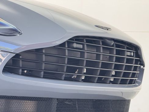 Used 2023 Aston Martin DB11 Volante image 49