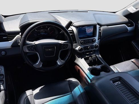 Used 2017 GMC Yukon SLT RWD image 15