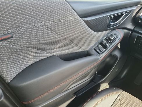 Used 2023 Subaru Forester Sport image 33