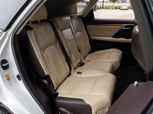 Used 2018 Lexus RX 350L FWD image 38