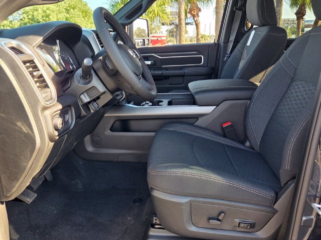 New 2027 RAM 3500 Big Horn AWD/4WD image 12