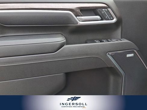 Used 2025 Chevrolet Silverado 2500 LTZ w/ LTZ Premium Package image 16