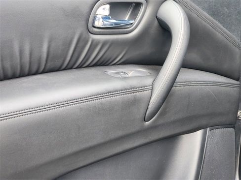 Used 2023 Nissan Armada S image 16