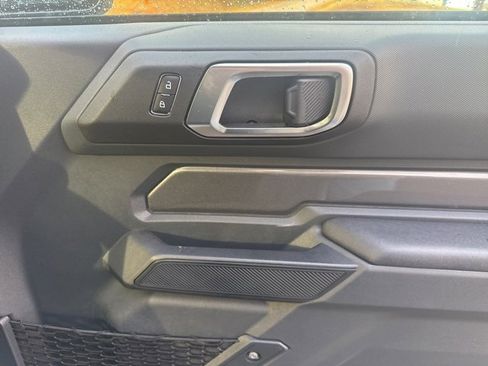 Used 2025 Ford Bronco 2-Door image 28