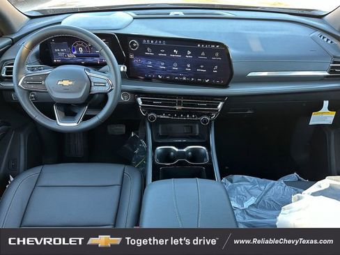New 2026 Chevrolet Traverse LT w/ Driver Confidence Package FWD image 10