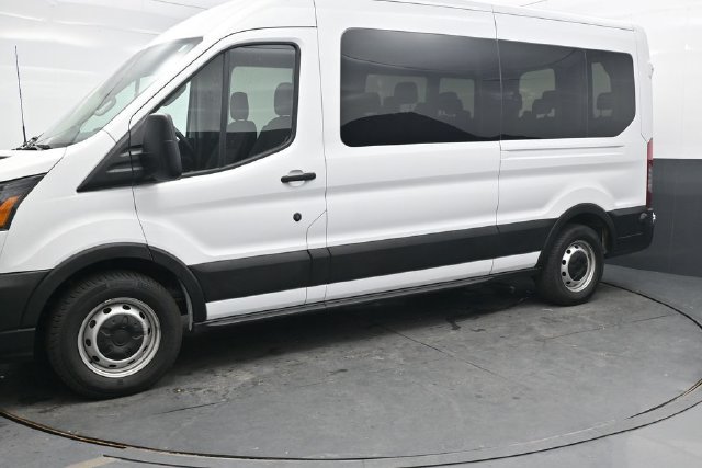 Used 2024 Ford Transit 350 XL RWD image 3
