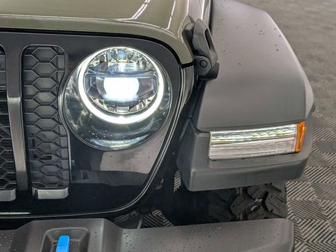 Used 2023 Jeep Wrangler Unlimited image 10