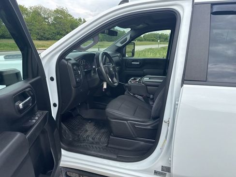 Used 2021 Chevrolet Silverado 2500 W/T w/ Gooseneck/5TH Wheel Package AWD/4WD image 5