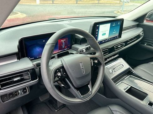 New 2026 Lincoln Aviator 2WD image 10