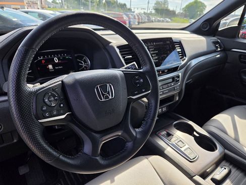 Used 2023 Honda Passport EX-L image 7