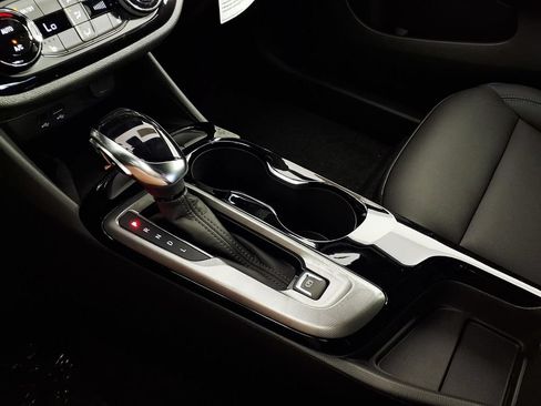 New 2026 Buick Envista Sport Touring w/ Convenience I Package FWD image 20
