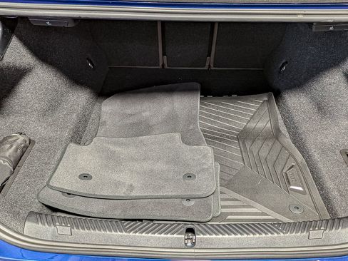 Used 2025 BMW 530i xDrive w/ Premium Package image 45