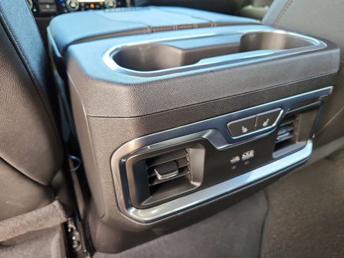 Used 2024 Chevrolet Silverado 3500 High Country w/ High Country Premium Package AWD/4WD image 17