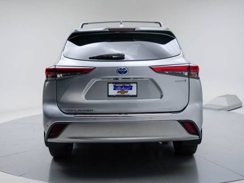 Used 2021 Toyota Highlander Platinum AWD/4WD image 5