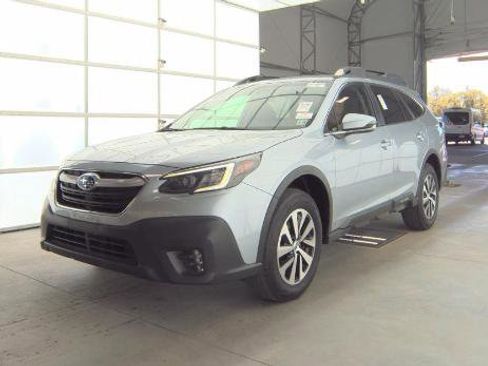 Used 2021 Subaru Outback Premium w/ Popular Package #1 AWD/4WD image 2