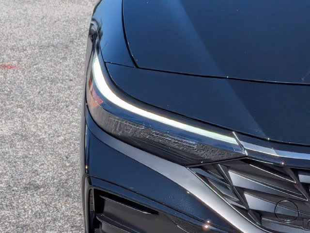 Certified 2026 Hyundai Elantra SEL Sport Premium FWD image 12