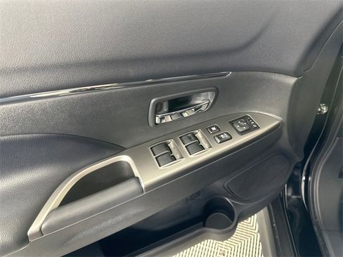 New 2025 Mitsubishi Outlander Sport ES image 18