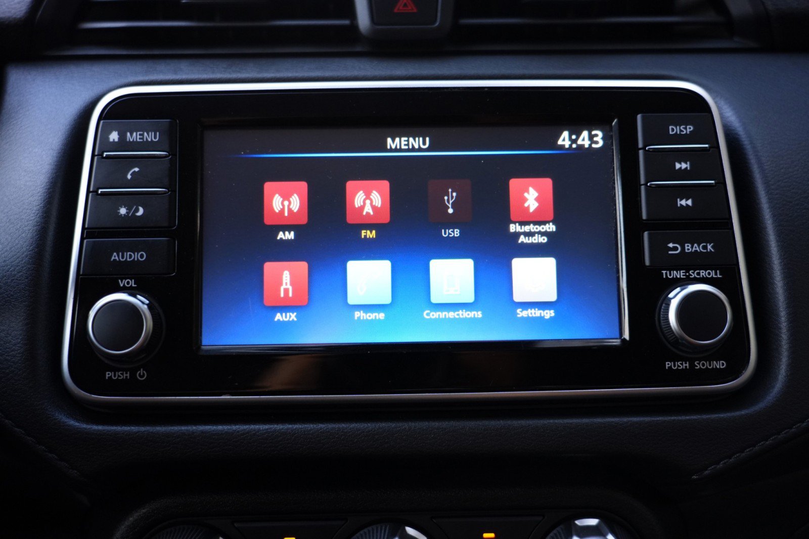 Used 2025 Nissan Versa S w/ Trunk Package FWD image 22