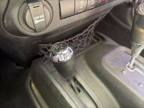 Used 2013 Jeep Wrangler Unlimited Sport w/ Connectivity Group image 25