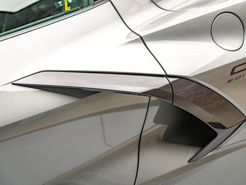 Used 2022 Chevrolet Corvette Stingray Premium Conv image 18