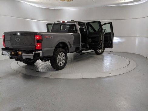 New 2025 Ford F350 Lariat w/ Lariat Ultimate Package image 9