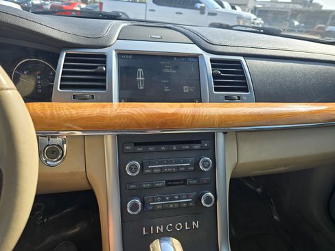 Used 2012 Lincoln MKS Base 4dr Car image 15