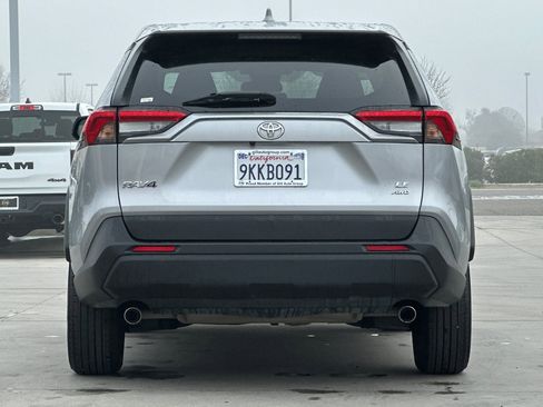 Used 2024 Toyota RAV4 LE image 5