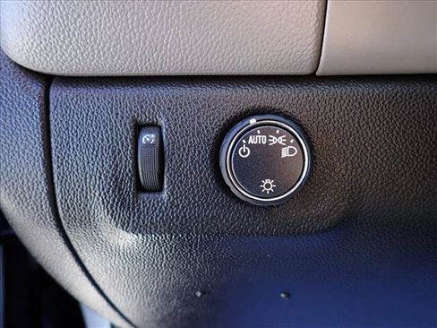 Used 2017 Chevrolet Colorado 2WD Extended Cab image 9