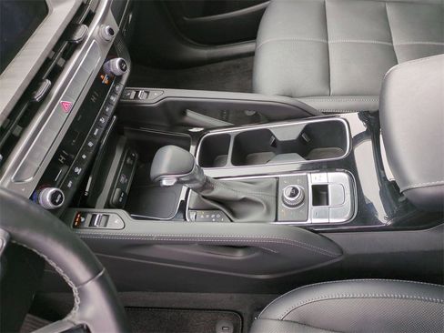 Used 2023 Kia Telluride EX image 14