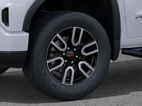 New 2026 GMC Sierra 1500 AT4 w/ AT4 Premium Package AWD/4WD image 9