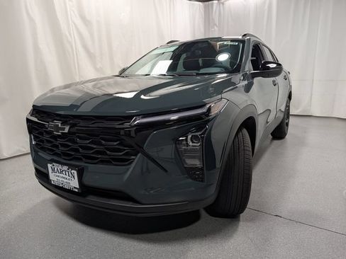 New 2026 Chevrolet Trax LT w/ Driver Confidence Package FWD image 7